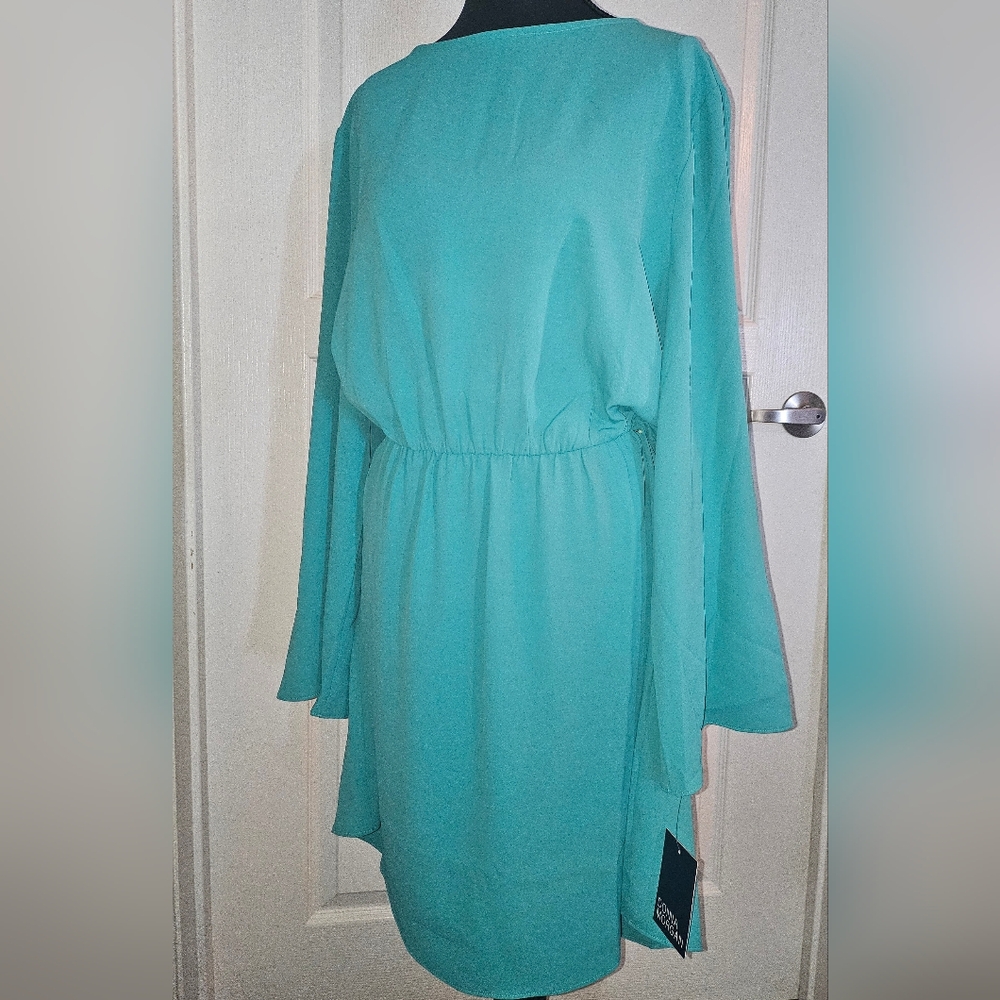 Donna Morgan Teal Bell Sleeve Dress